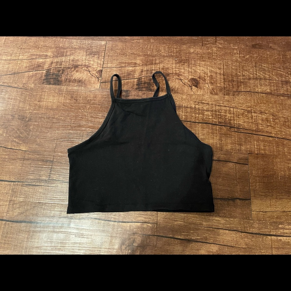 Black crop top